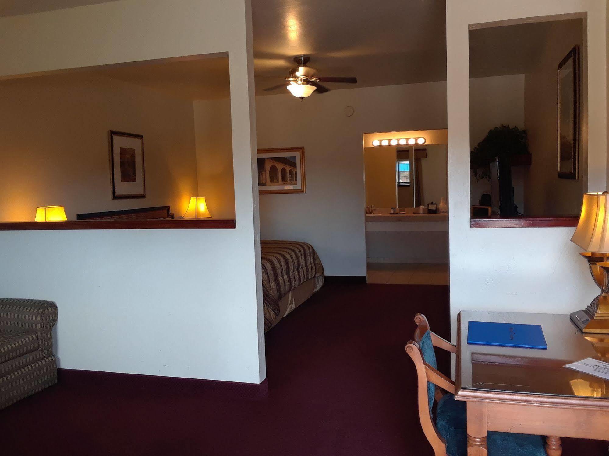 Cedar Glade Resort Horseshoe Bend Exterior photo